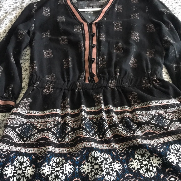 Kendall and Kylie Romper - Picture 2 of 3